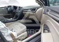 2018 Ford FUSION photo
