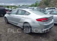 2018 Ford FUSION photo