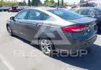 2018 Ford FUSION photo