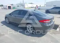 2018 Ford FUSION photo