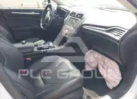 2018 Ford FUSION photo