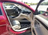 2018 Ford TAURUS фото