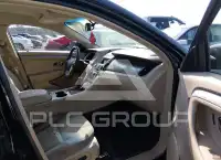 2018 Ford TAURUS фото