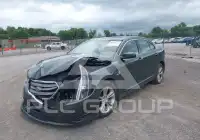 2018 Ford TAURUS фото