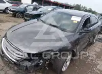 2018 Ford TAURUS фото