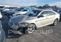 2018 Ford TAURUS фото