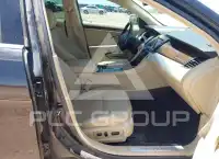2018 Ford TAURUS фото