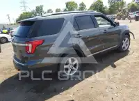 2018 Ford EXPLORER photo