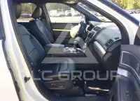 2018 Ford EXPLORER photo