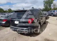 2018 Ford EXPLORER фото