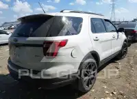 2018 Ford EXPLORER photo