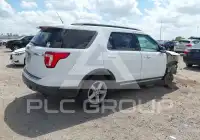 2018 Ford EXPLORER photo