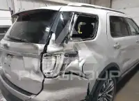 2018 Ford EXPLORER фото