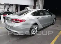 2018 Ford FUSION фото