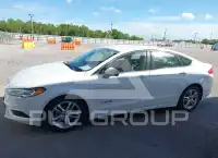2018 Ford FUSION фото