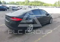 2018 Ford FUSION фото