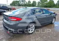 2018 Ford FUSION фото