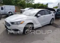 2018 Ford FUSION фото