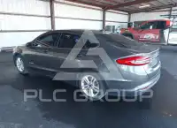 2018 Ford FUSION фото