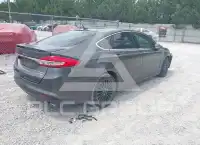 2018 Ford FUSION photo