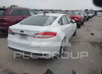 2018 Ford FUSION фото