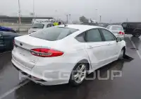2018 Ford FUSION фото