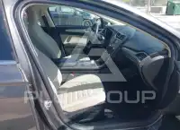 2018 Ford FUSION фото