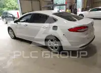 2018 Ford FUSION фото