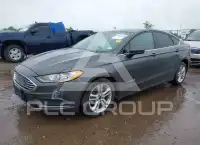 2018 Ford FUSION фото