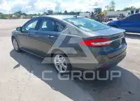 2018 Ford FUSION фото
