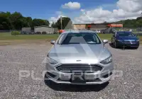 2018 Ford FUSION фото