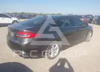 2018 Ford FUSION photo