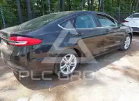 2018 Ford FUSION photo