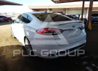2018 Ford FUSION фото