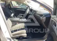2018 Ford FUSION фото