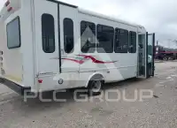 2018 Ford E-450 фото