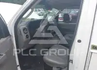 2018 Ford E-350 фото