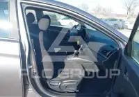 2018 Hyundai Elantra photo