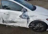 2018 Hyundai Elantra фото