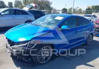 2018 Hyundai Elantra фото