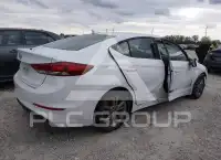 2018 Hyundai Elantra фото
