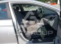 2018 Hyundai Elantra фото