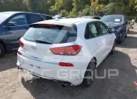 2018 Hyundai Elantra фото