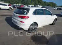 2018 Hyundai Elantra photo