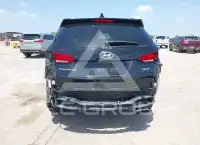 2018 Hyundai Santa Fe photo