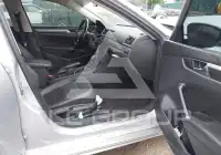 2018 Volkswagen Passat фото
