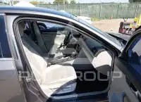 2018 Volkswagen Passat фото