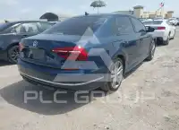 2018 Volkswagen Passat photo