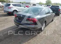 2018 Volkswagen Passat photo