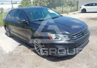 2018 Volkswagen Passat фото